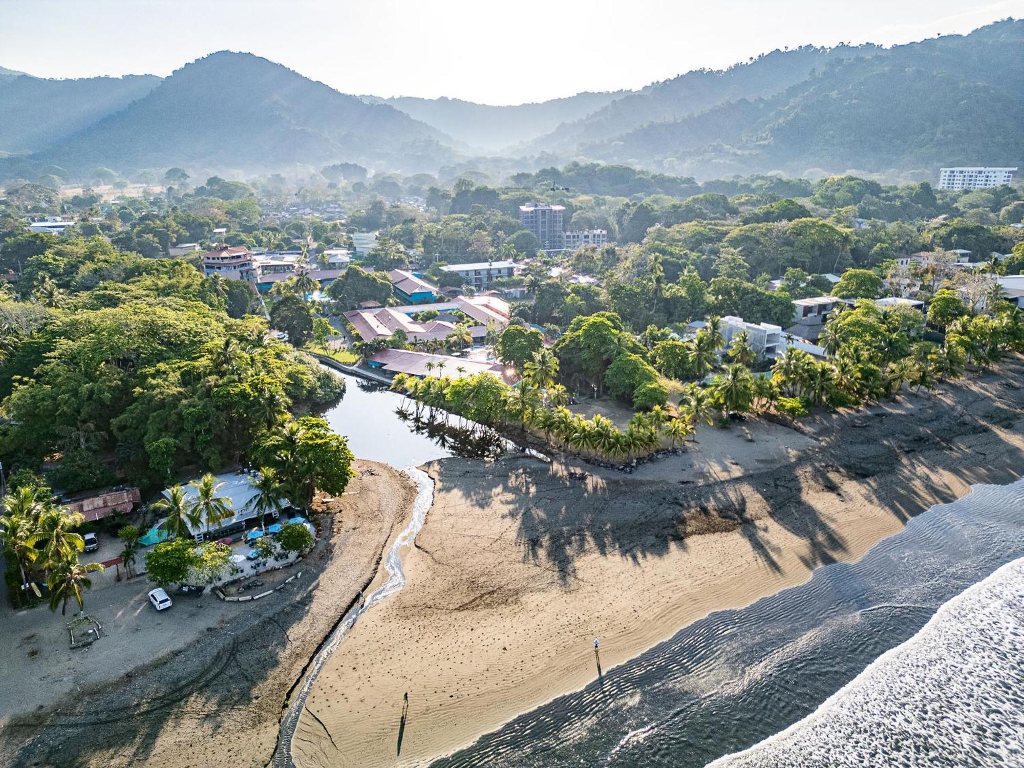 Beach Break Resort & Cr Surf Camp Jacó Εξωτερικό φωτογραφία