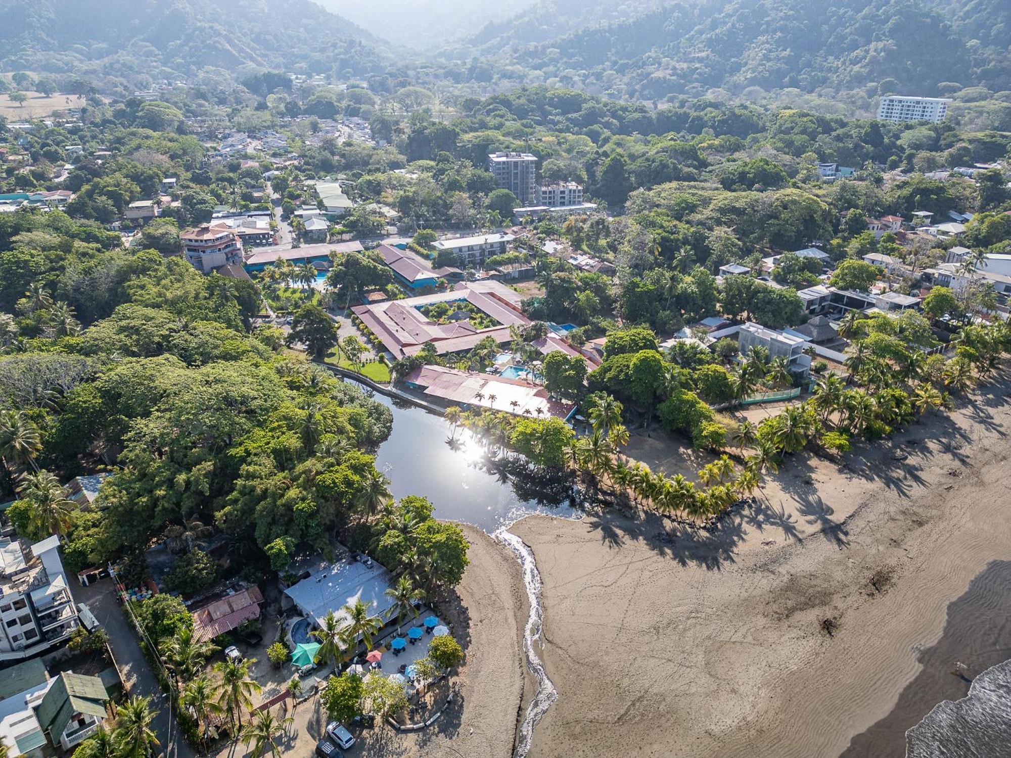 Beach Break Resort & Cr Surf Camp Jacó Εξωτερικό φωτογραφία