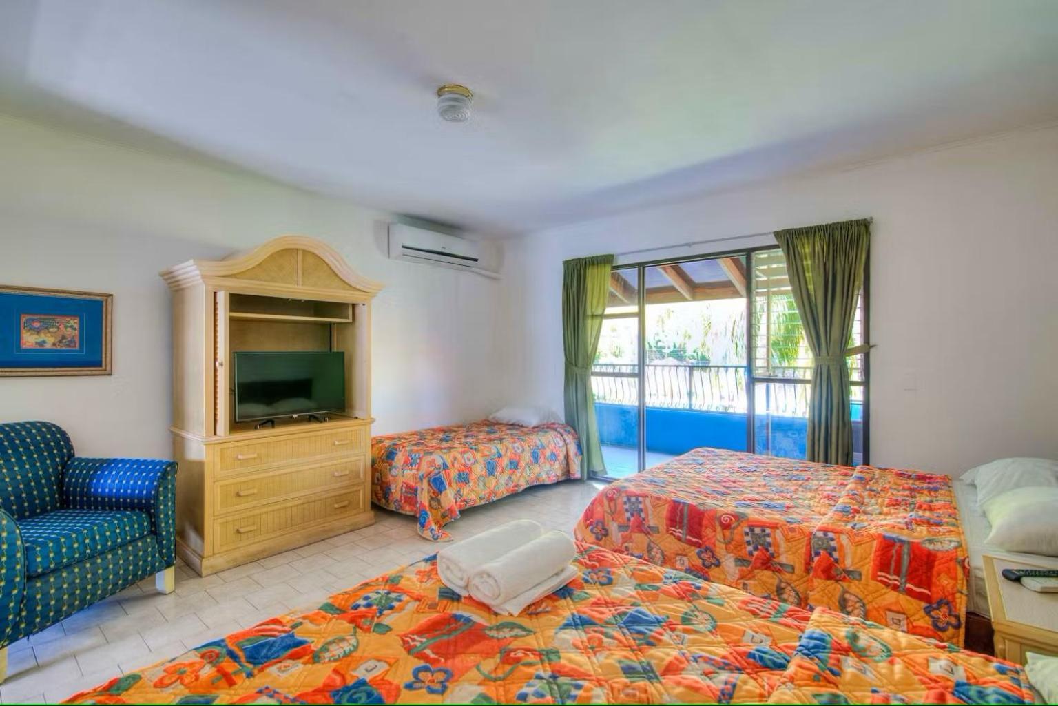 Beach Break Resort & Cr Surf Camp Jacó Εξωτερικό φωτογραφία